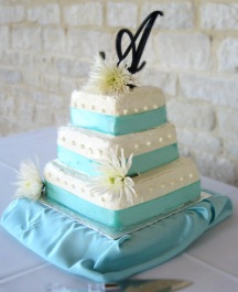 luscious wedding cake